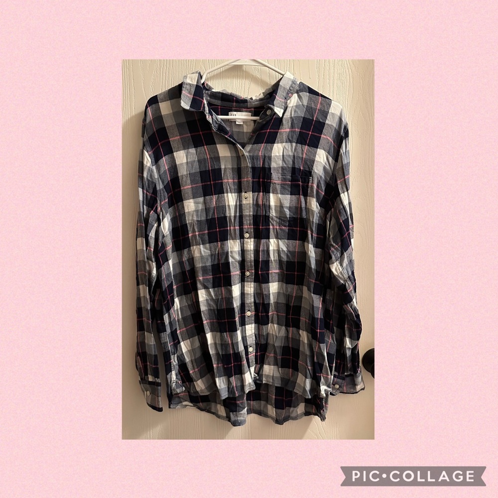 GAP Fitted Boyfriend Shirt
